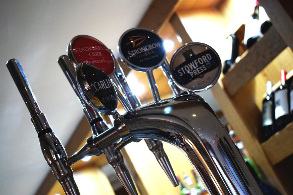 The White Hart Inn 알프레턴 외부 사진
